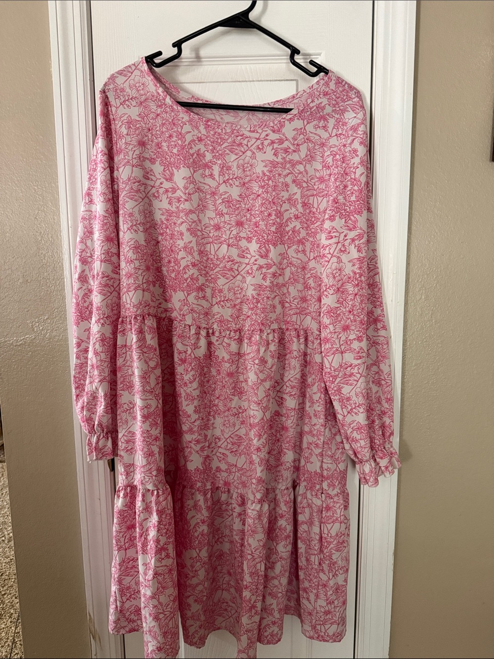 Women's Pink Floral Long Sleeve Tiered Dress